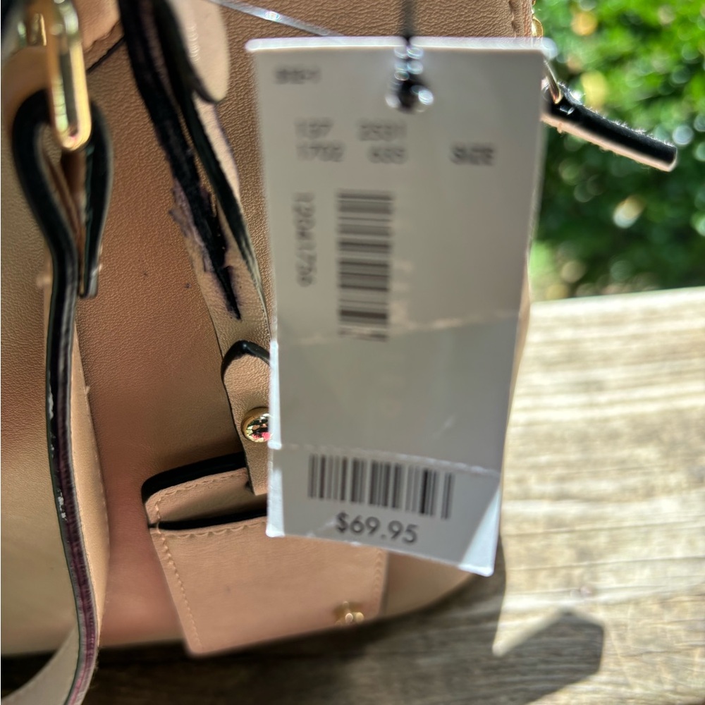 The Limited Elegant Light Pink Leather Handbag/Shoulder Bag/Crossbody NWT - Picture 3 of 10
